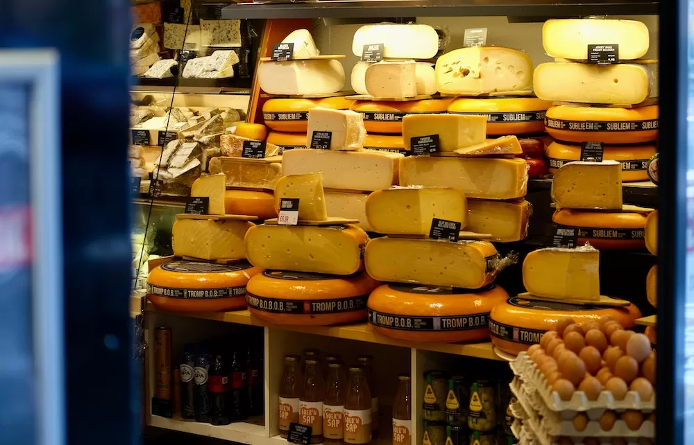 Where to Get The Best Cheese in Paris