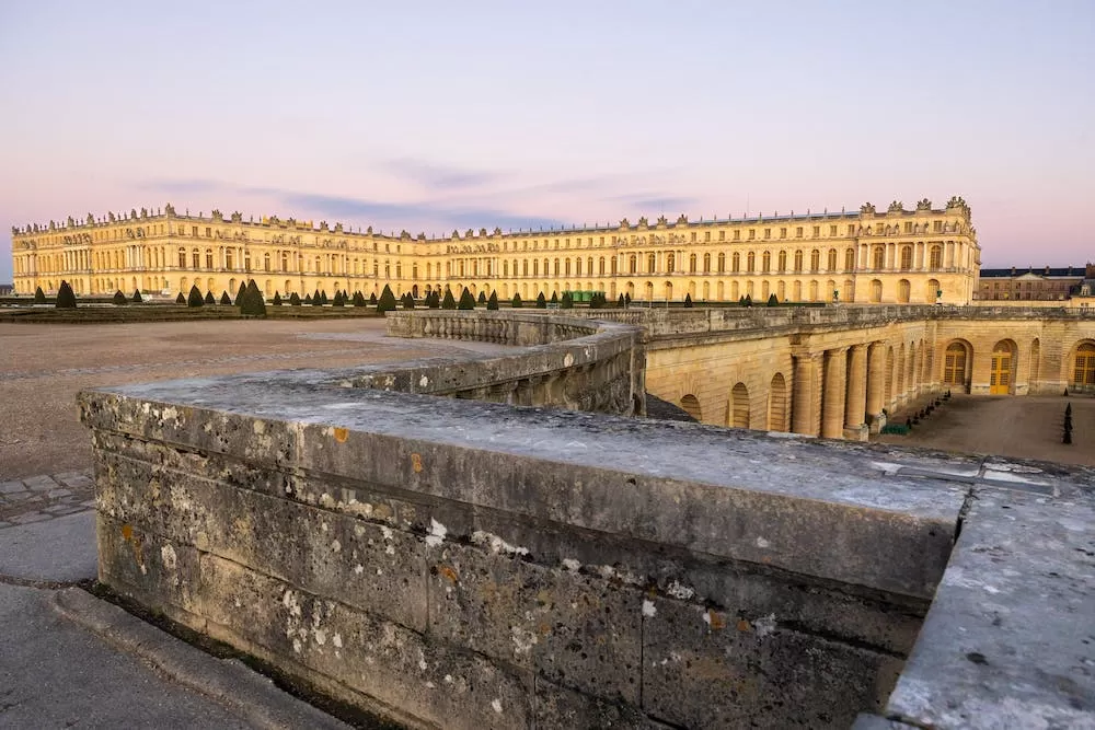 What are Scary Things to Do in Paris?