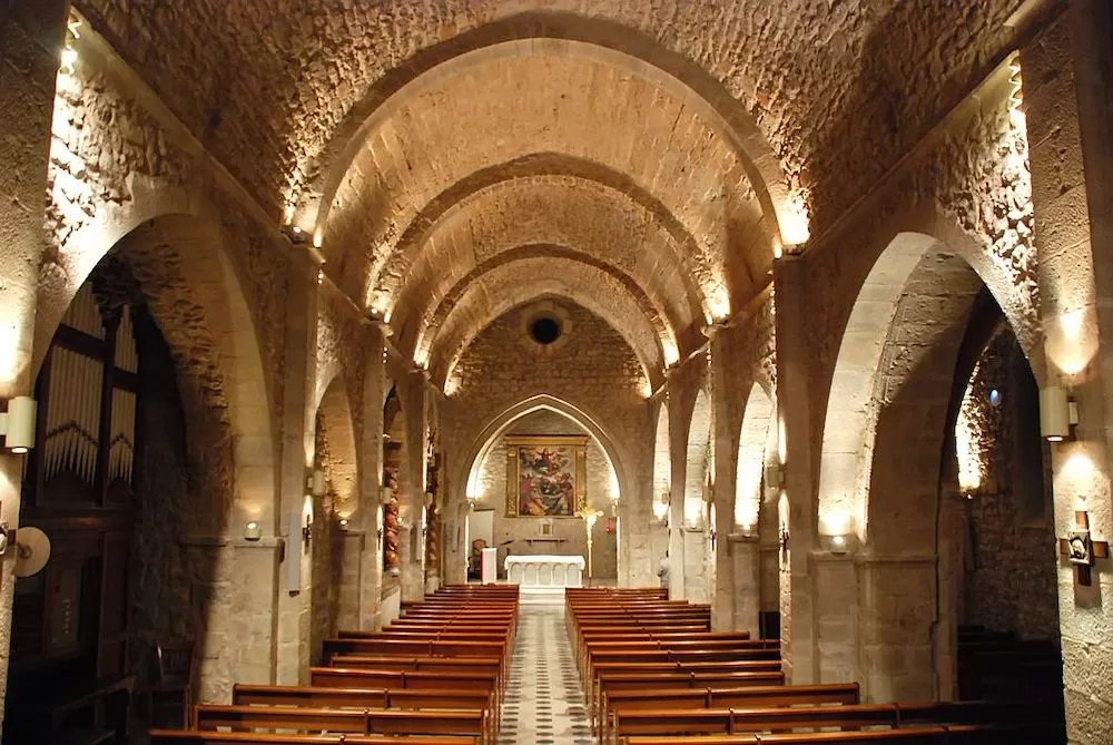Dare to Visit These 10 Haunted Places Throughout France