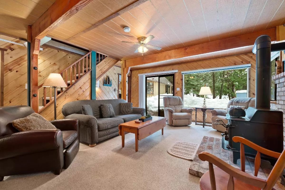 Escape to These Luxurious Mountain Homes in California