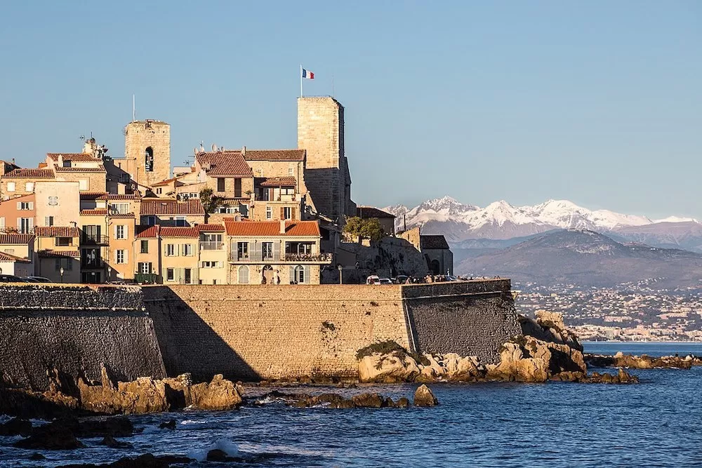 The Warmest French Destinations in Winter