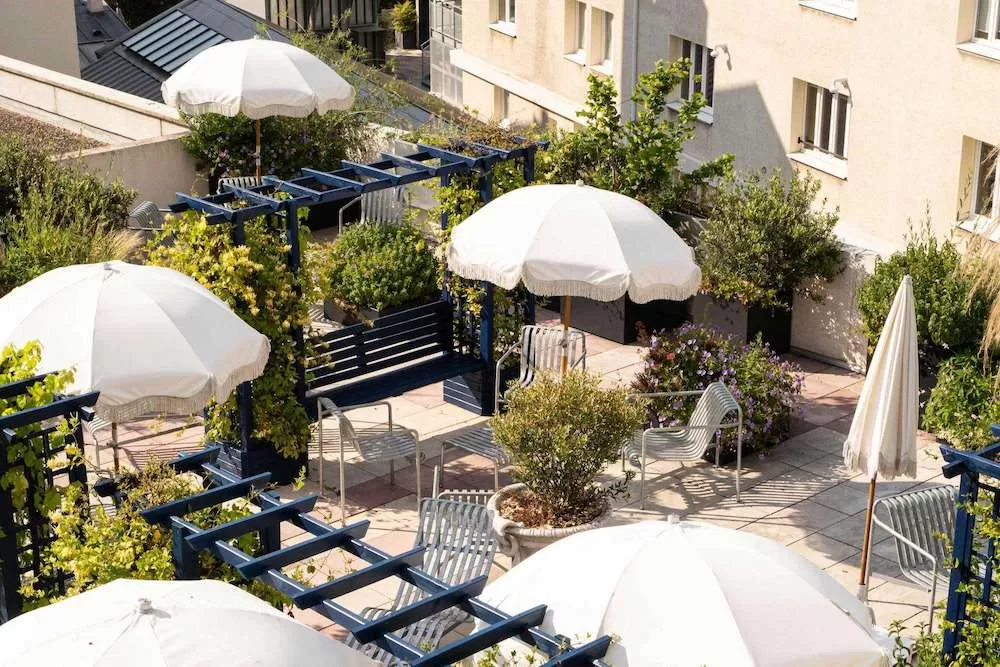 The 9 Sunniest Restaurants in Paris