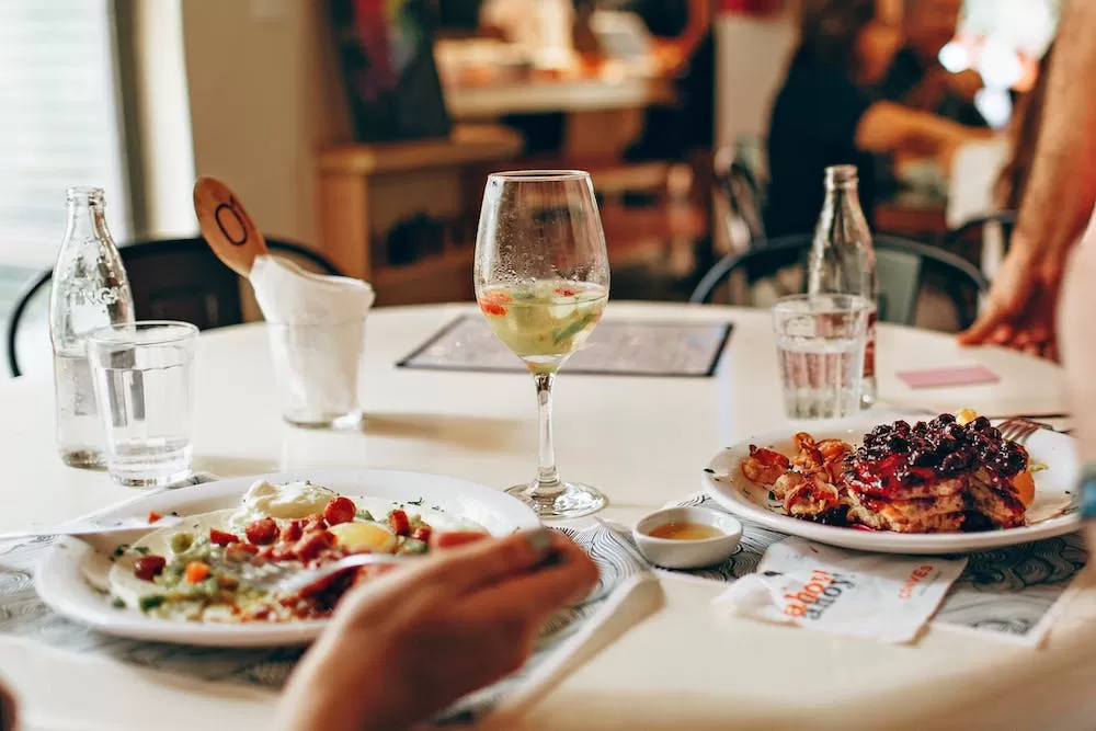 The 9 Sunniest Restaurants in Paris