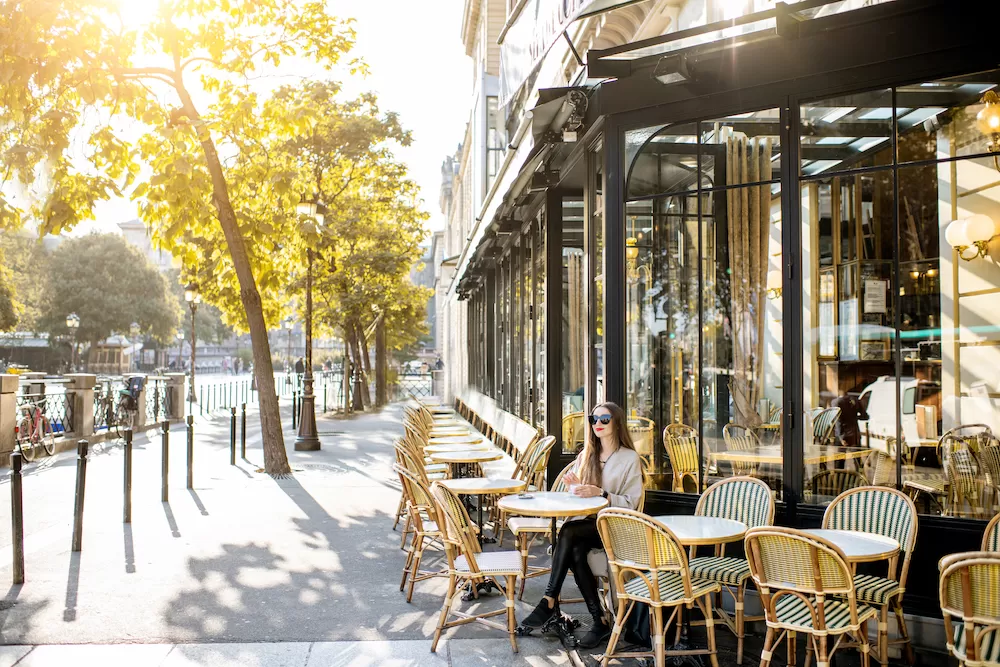 The 9 Sunniest Restaurants in Paris