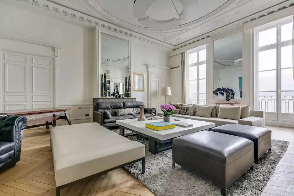 8 Luxury Apartments in Paris with Spacious Living Rooms