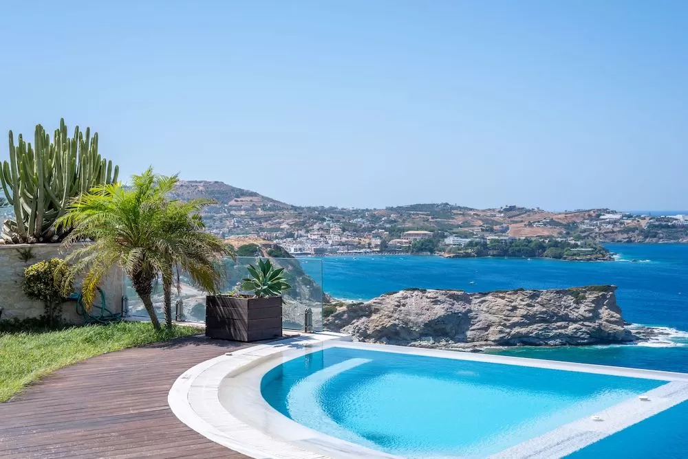 8 Greek Vacation Villas with The Best Pools