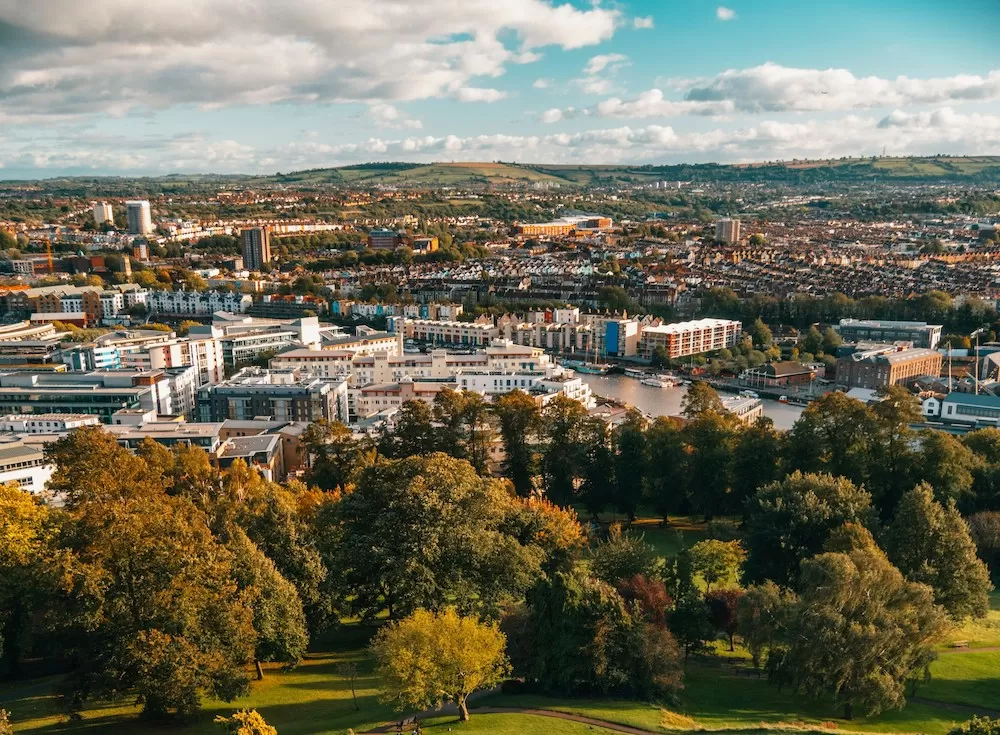 The Best Cities to Find Work in The UK