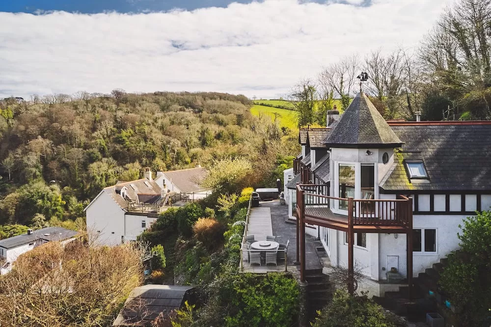 Escape to Our Best Luxury Homes in The English Countryside
