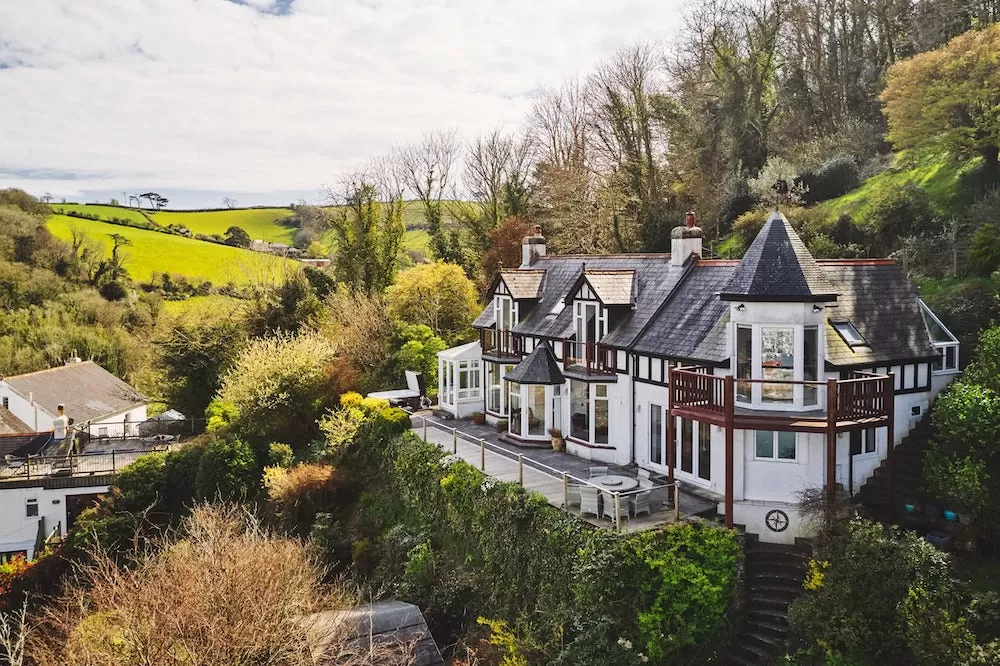 Escape to Our Best Luxury Homes in The English Countryside