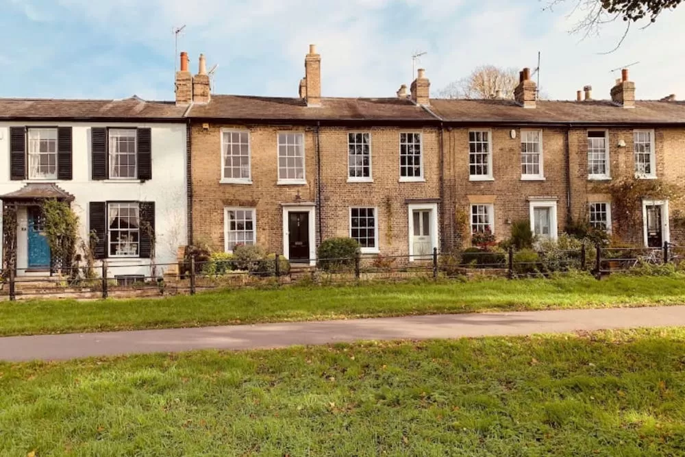Check Out These Idyllic Luxury Homes in Cambridge