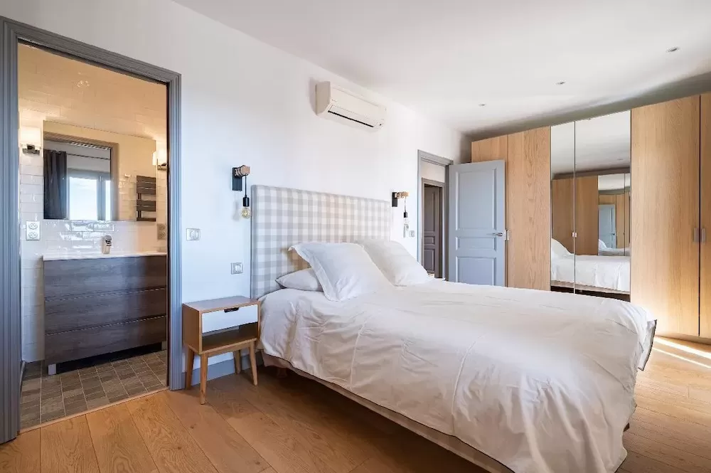 Stay Cool in These Air-Conditioned French Riviera Homes