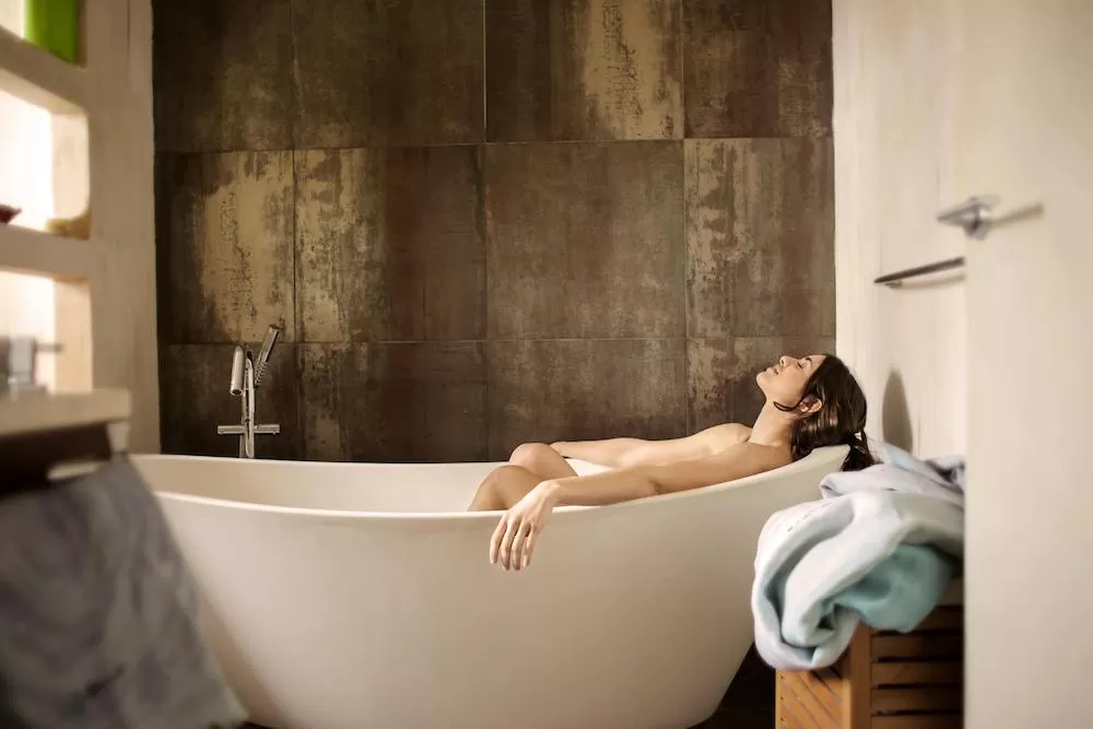 Soak in The Tub in These Beautiful Paris Apartments