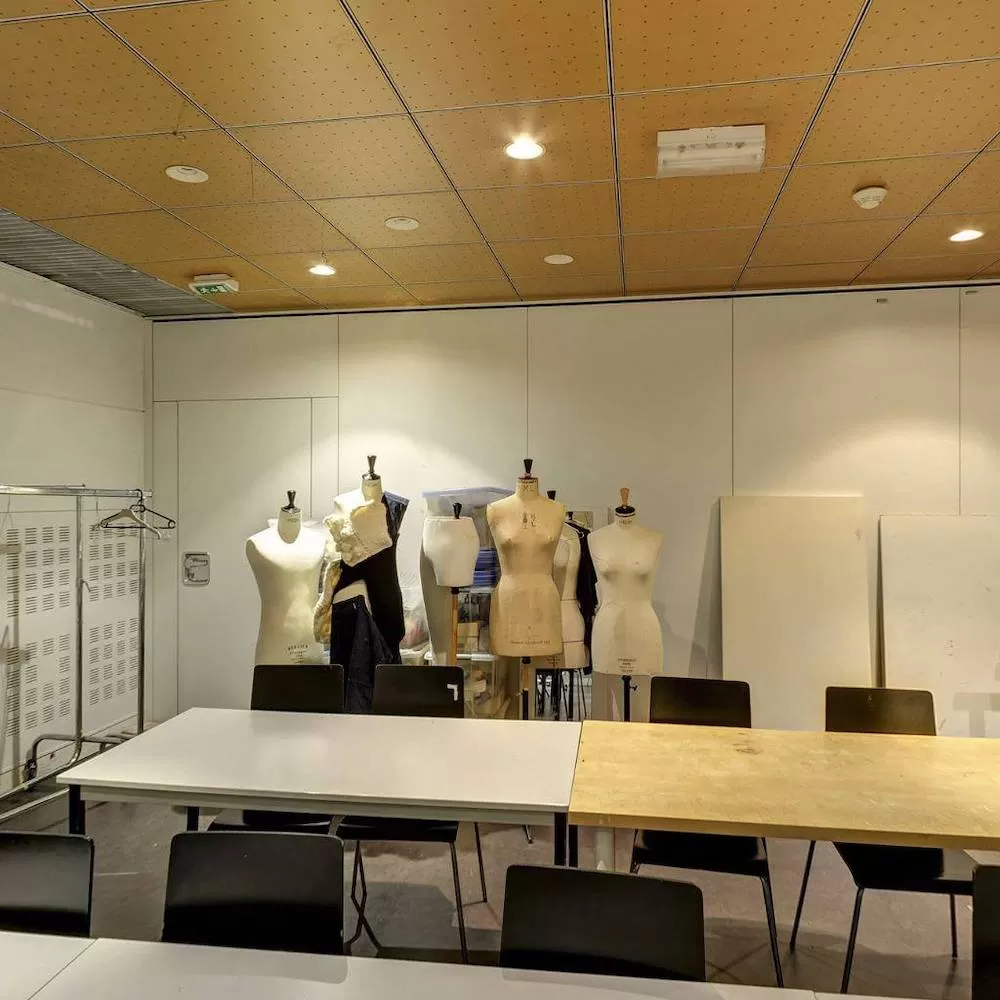 ALX School Guide: Paris College of Art