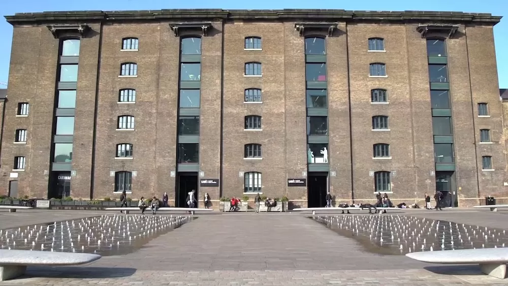 ALX School Guide: Central Saint Martins