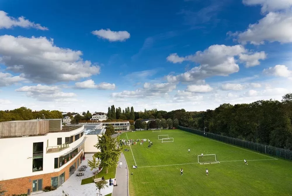 ALX School Guide: American School of Paris