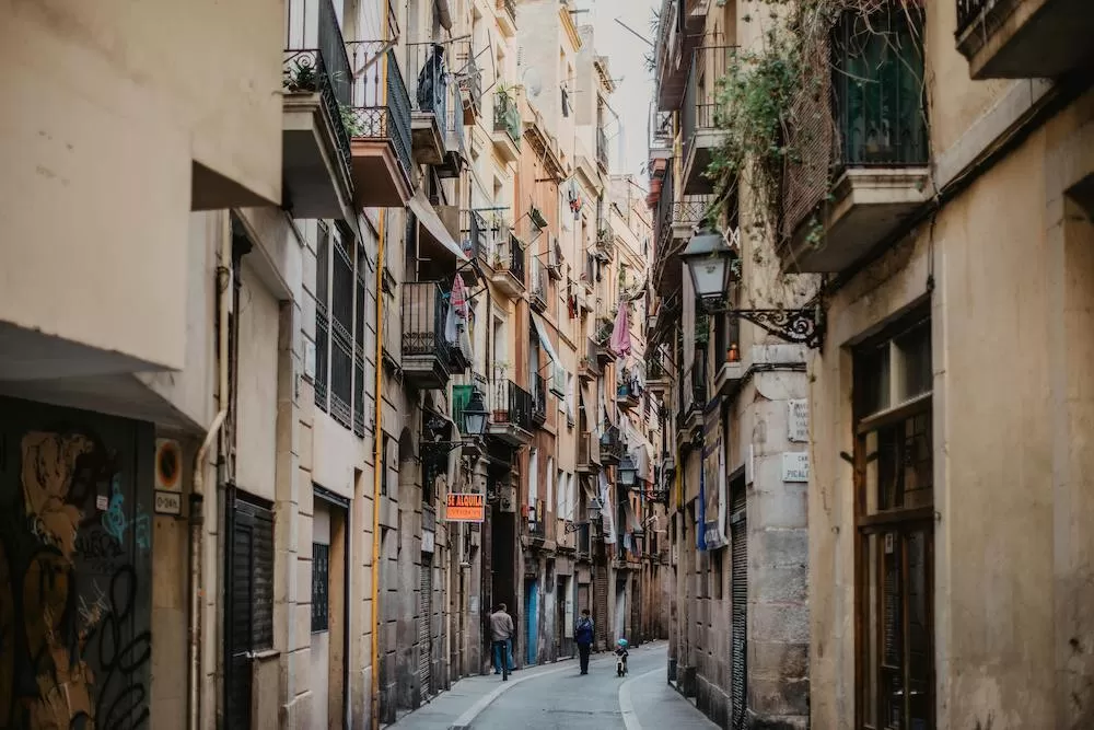 Discover Les Corts in Barcelona