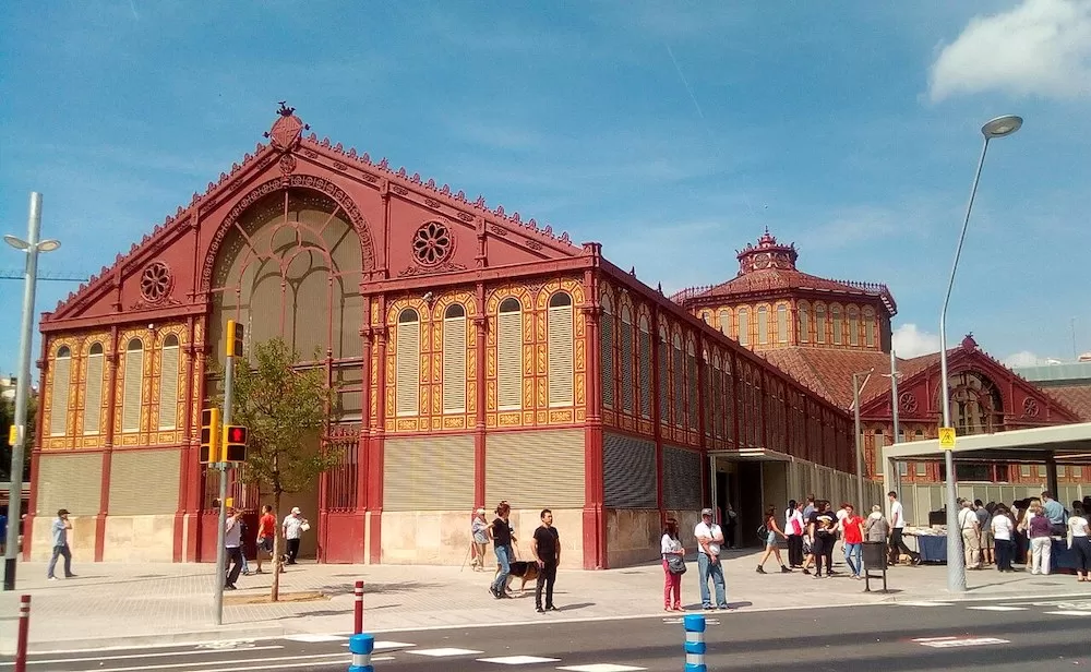 Get to Know Sant Antoni in Barcelona