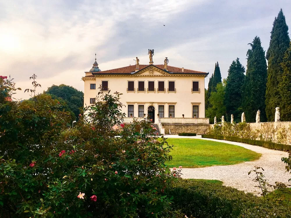 Discover Quarto Oggiaro in Milan