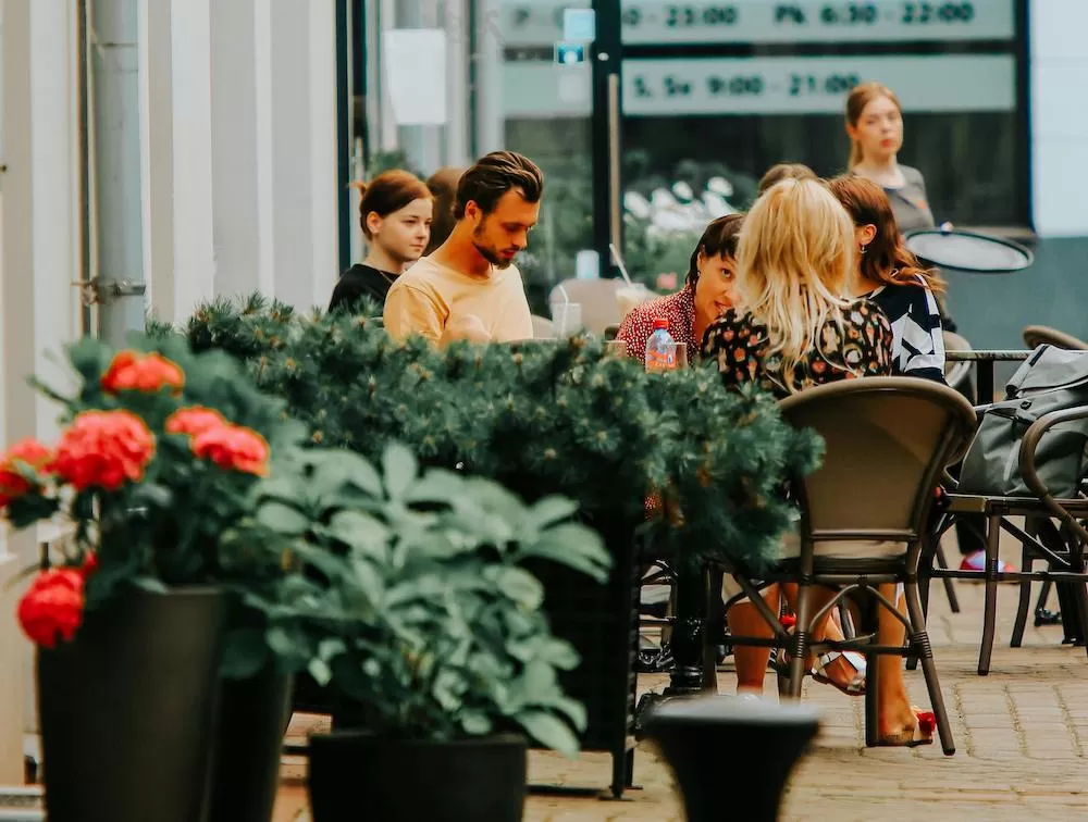 The Pros & Cons of Eating Out in Amsterdam