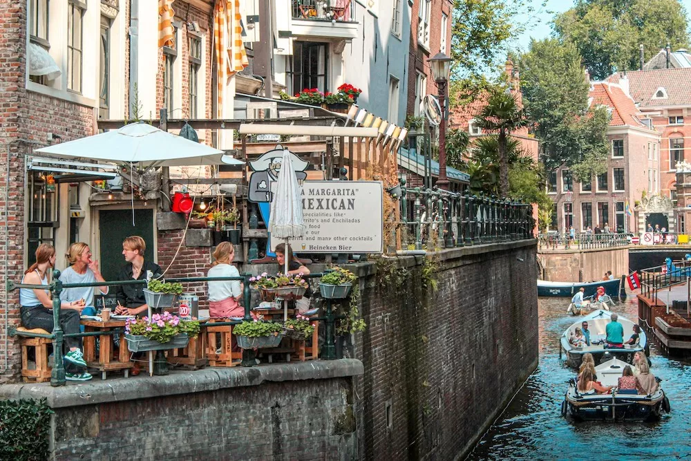 The Pros & Cons of Eating Out in Amsterdam