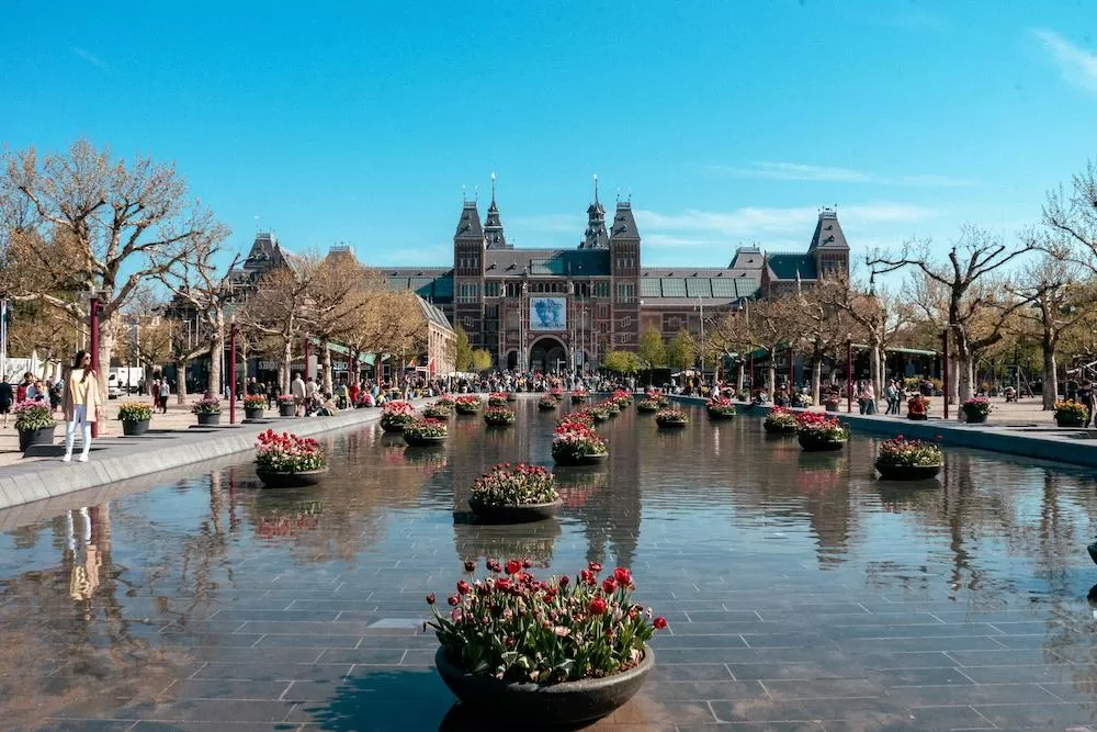 Learn All About Spiegelkwartier in Amsterdam