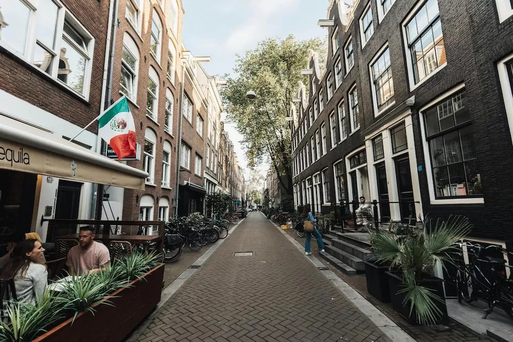 What to Know About Jodenbuurt in Amsterdam