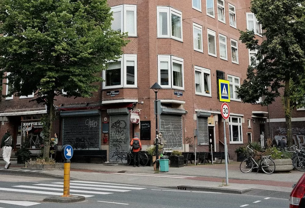 Learn All About Rivierenbuurt in Amsterdam