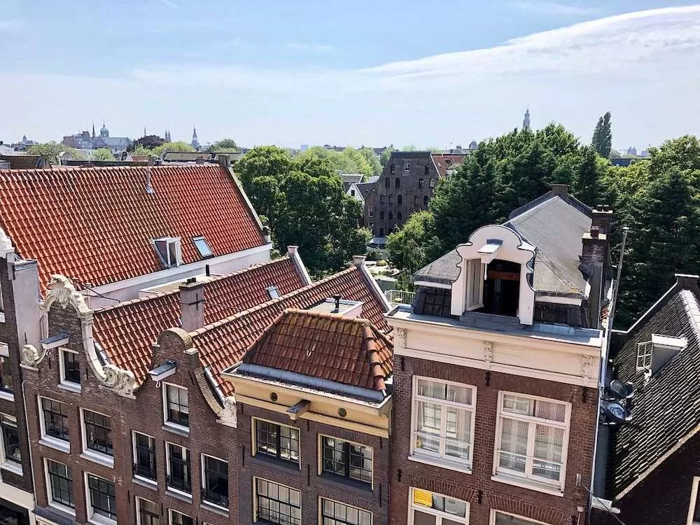 Learn About Haarlemmerbuurt in Amsterdam
