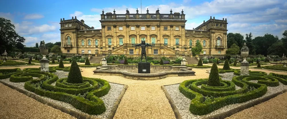 Check Out The 10 Best Historic Landmarks in Leeds