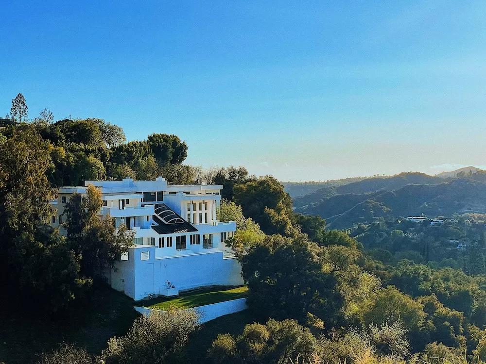 Discover the Hollywood Hills in Los Angeles