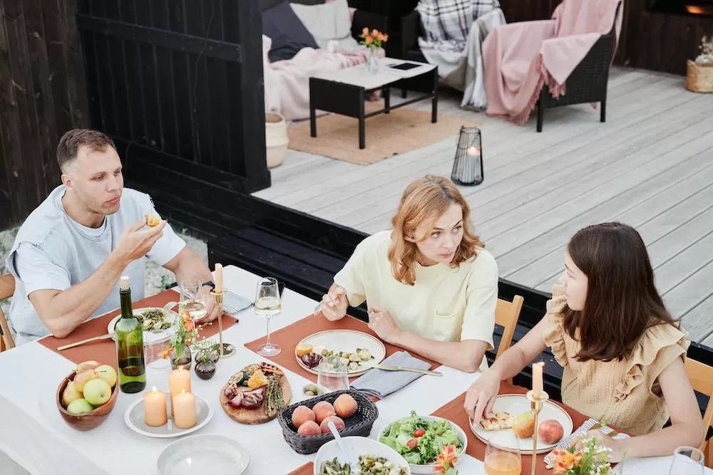 The Pros & Cons of Eating Out in Miami