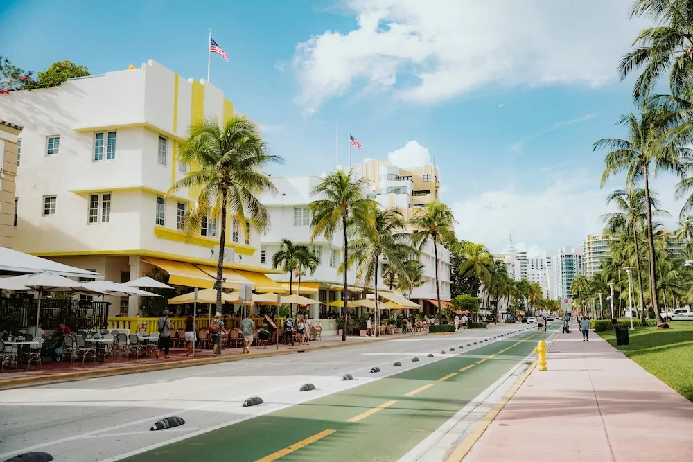 Discover Miami’s Famous Ocean Drive