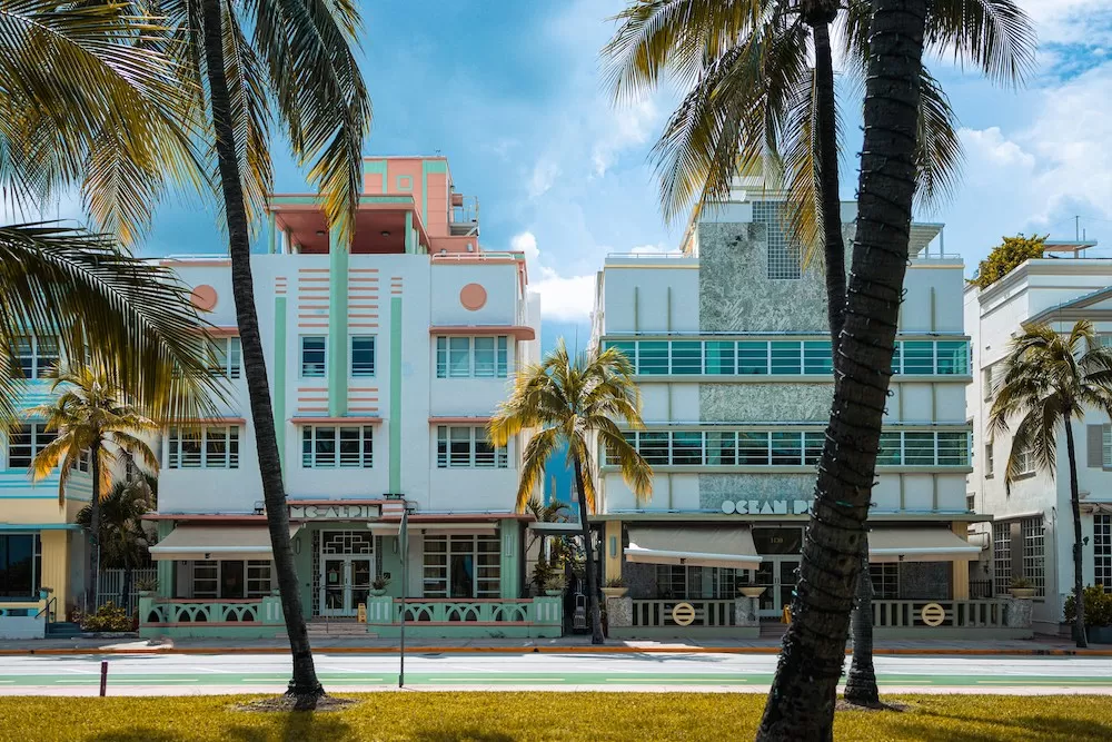 Discover Miami’s Famous Ocean Drive