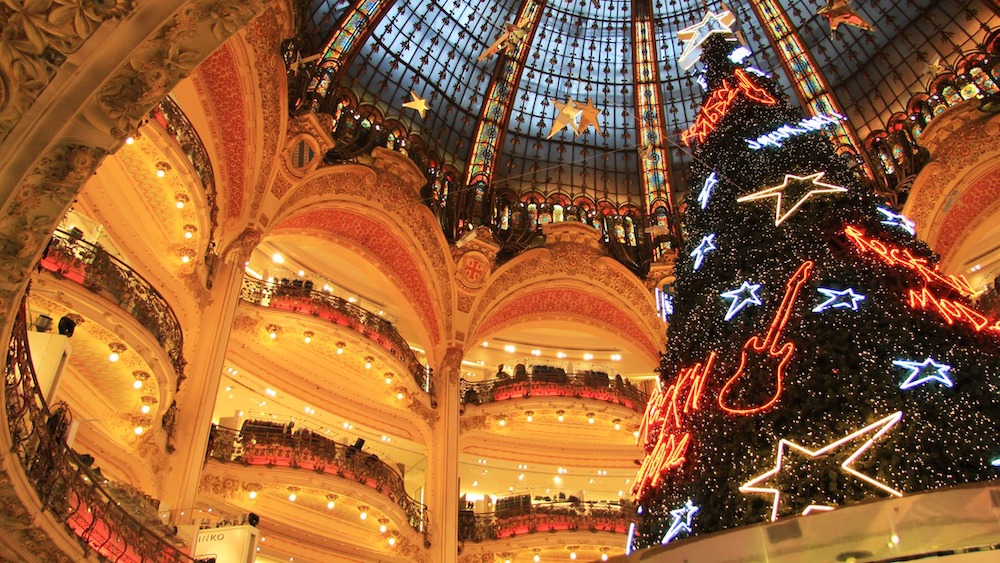Where to Take Your Family Out on Christmas in Paris