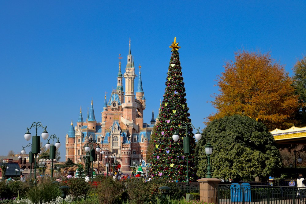 Where to Take Your Family Out on Christmas in Paris