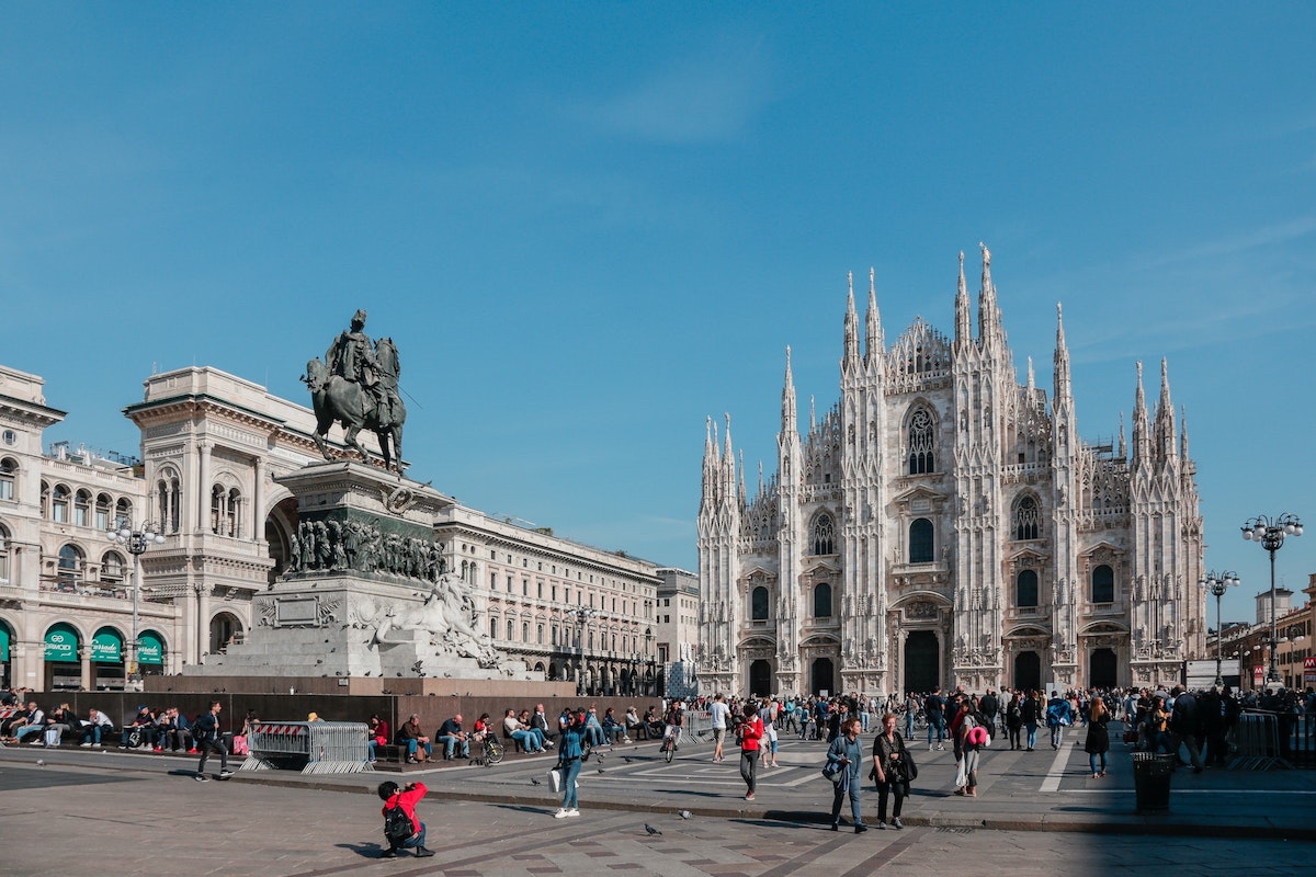 Milan: City Travel Guide