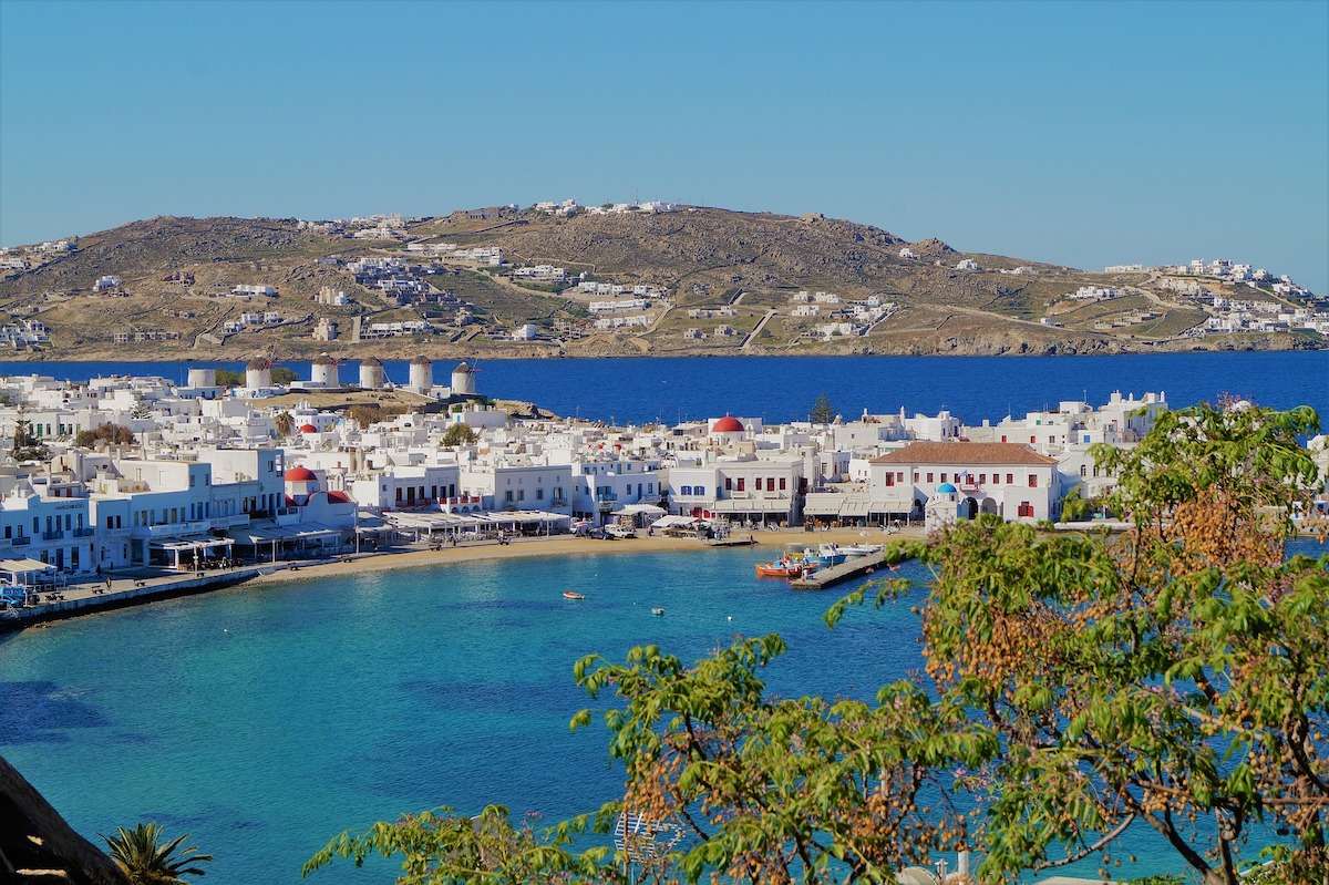 Mykonos: City Travel Guide