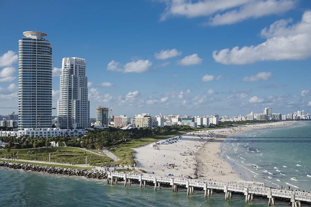 Miami: City Travel Guide