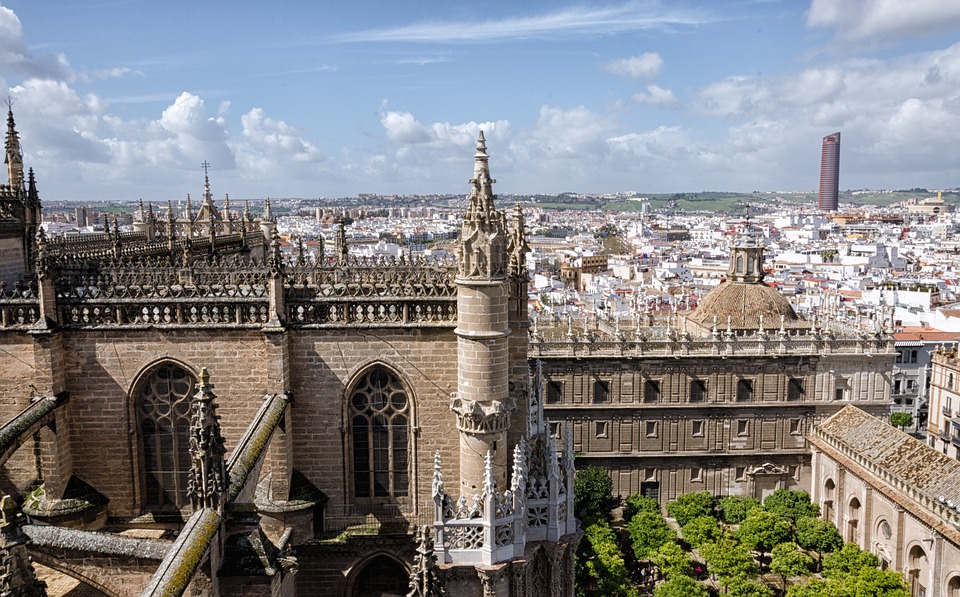 Seville: City Travel Guide