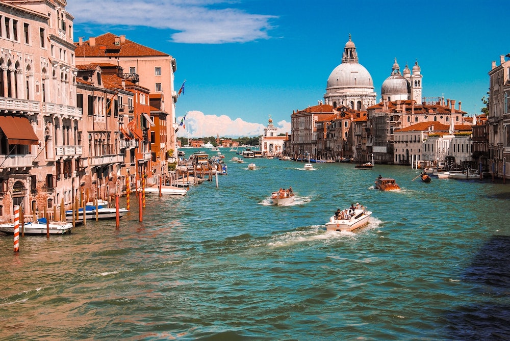 Venice: City Travel Guide