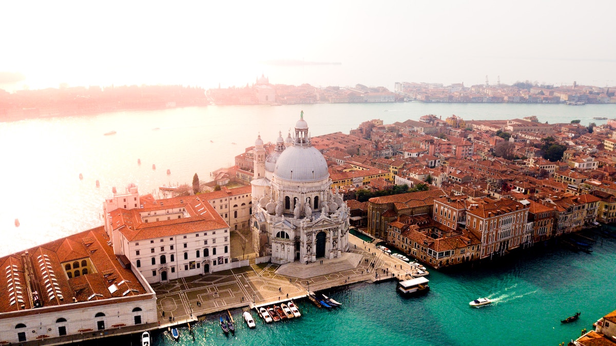 Venice: City Travel Guide