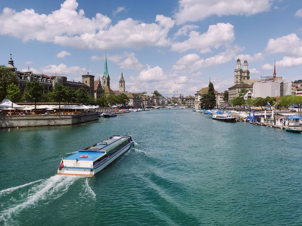 Zürich: City Travel Guide