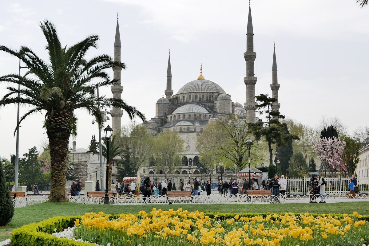 Istanbul: City Travel Guide