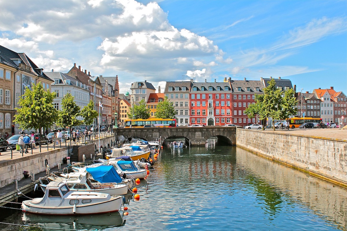 Copenhagen: City Travel Guide