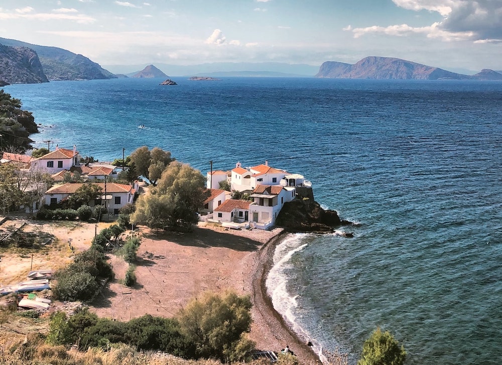 Hydra: Travel Guide