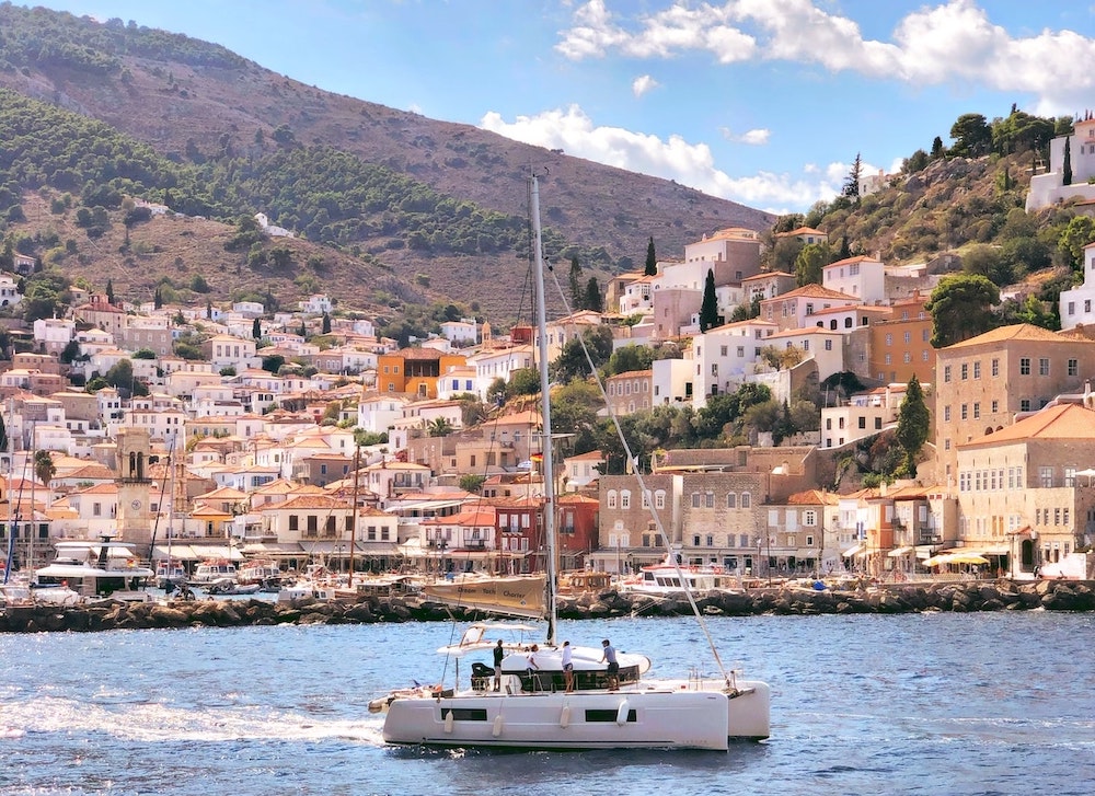 Hydra: Travel Guide