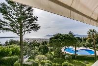cool swimming pool of Cannes Villa Californie luxury apartment