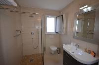 cool rain shower in Corsica - Noceta luxury apartment