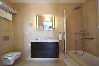 nice and neat bathroom with tub in Corsica - Maggiore luxury apartment