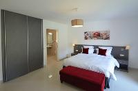 clean and fresh bedroom linens in Corsica - Ronca luxury apartment